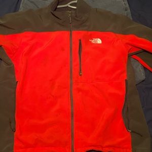 “Never Stop Exploring” north face jacket 6/10 condition